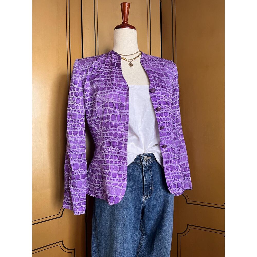 Silk jacket in purple, size 6
